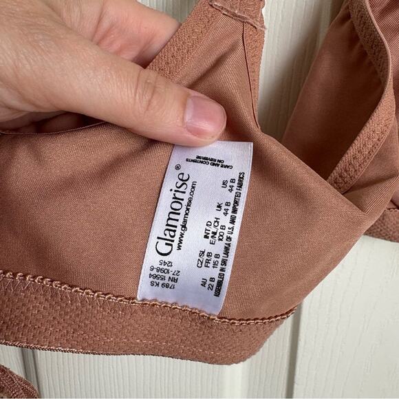 Glamorise Wonderwire Front-Close Underwire Bra in Cappuccino - Picture 6 of 6